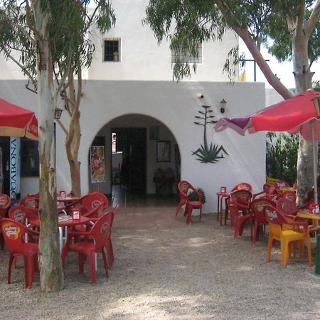 Hotel Camping Albergue Tau San José Esterno foto