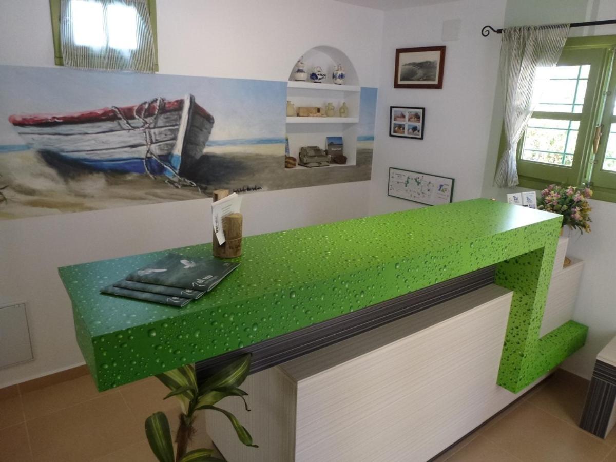 Hotel Camping Albergue Tau San José Esterno foto