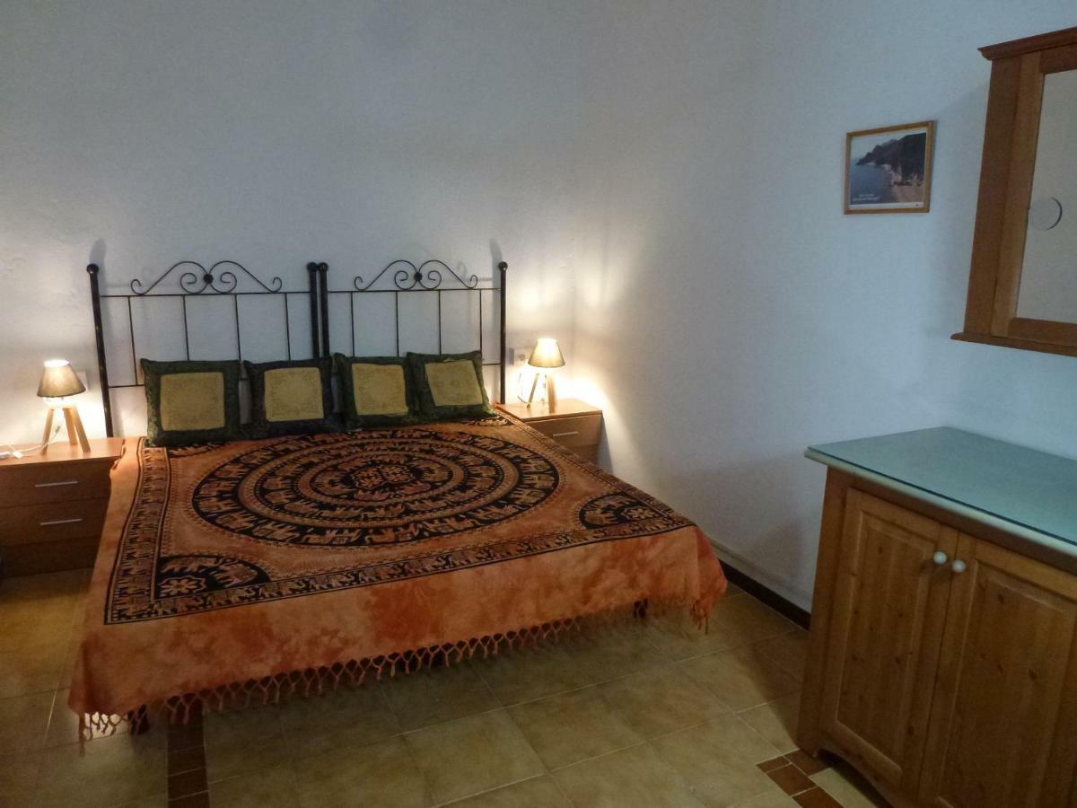Hotel Camping Albergue Tau San José Esterno foto
